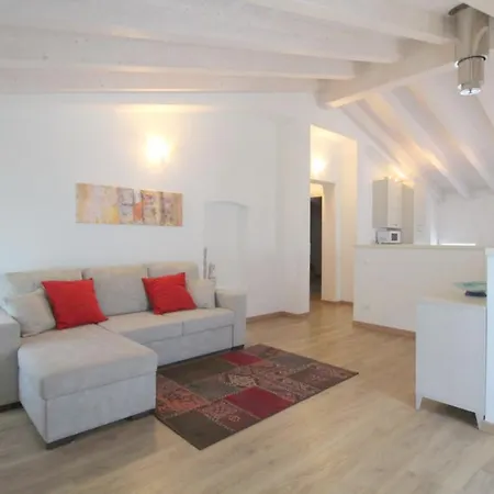 Casa Alice דירה *